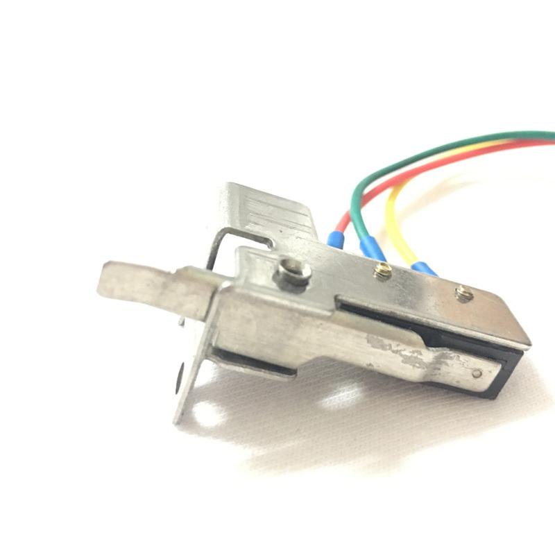 100PCS Gas Water Heater Spare Parts Micro Switch With Bracket Universal Model Suitable for most Valve assembly