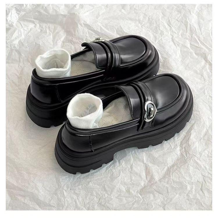 2024 новые весенне-осенние женские туфли в британском стиле на толстом каблуке и платформе, французские маленькие кожаные туфли в стиле ретро, черные мокасины с одной педалью
