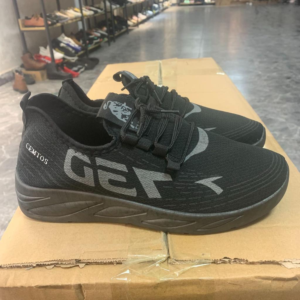 Спортивная обувь Мужские новые дышащие кроссовки Fly Woven Casual Mesh Кроссовки для бега