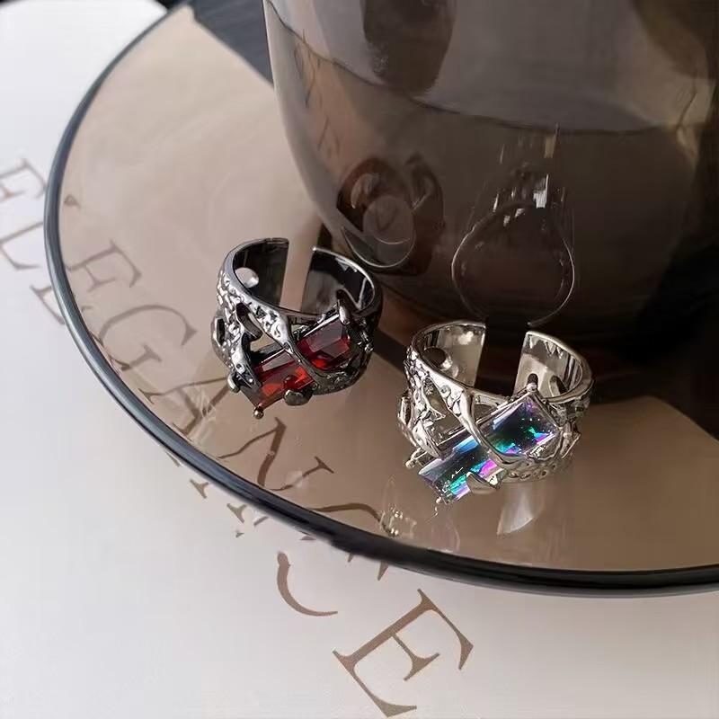 Регулируемое отверстие неправильной формы красные кристаллы сердце кольца для женщин кольцо для вечеринки креативные ювелирные изделия подарки