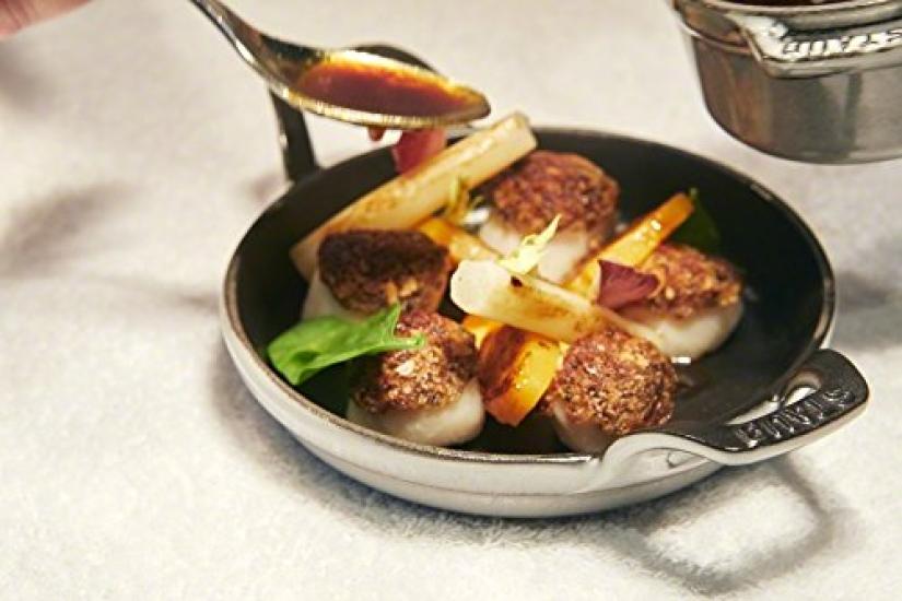 Staub Stackable Dish Gray Round Enamel Iron Gratin Dish Japanese Dish "Round 16cm" [Authorized Product] 40509-552