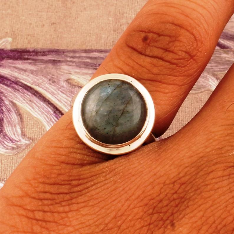 Labradorite Gemstone Ring Solid Stone 925 Sterling Silver White Fire Stone Ring for Womens Gift Idea Gemstone Jewelry 4.5 Gms Approx
