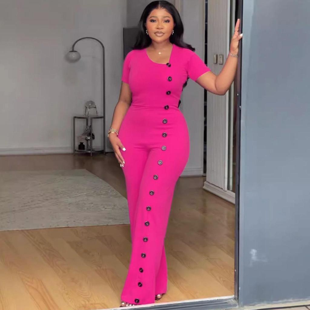 Комбинезон с нерегулярным вырезом, сборкой на талии и широкими брюками