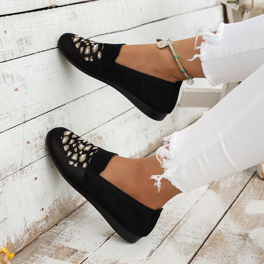 Женские туфли на плоской подошве с сетчатым дышащим леопардовым принтом, женские повседневные кроссовки без застежек, женские новые удобные нескользящие мокасины