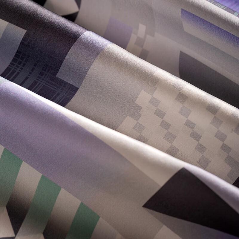 Hengyuanxiang Silk Square Scarf