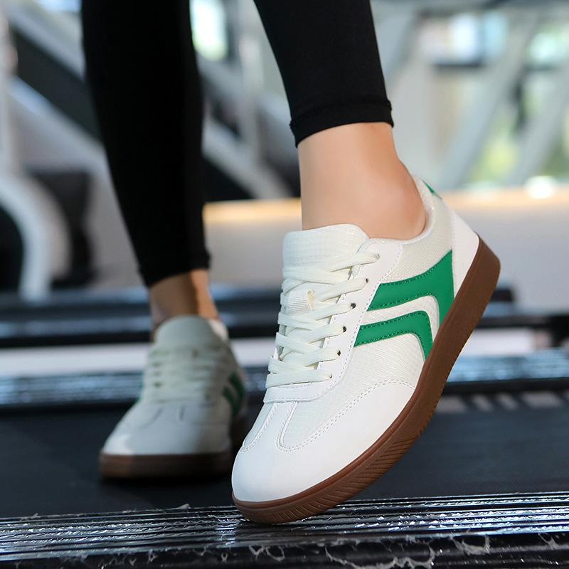 Retro lace-up breathable casual sports men's and women's moral training shoes round head splicing mesh Forrest Gump shoes