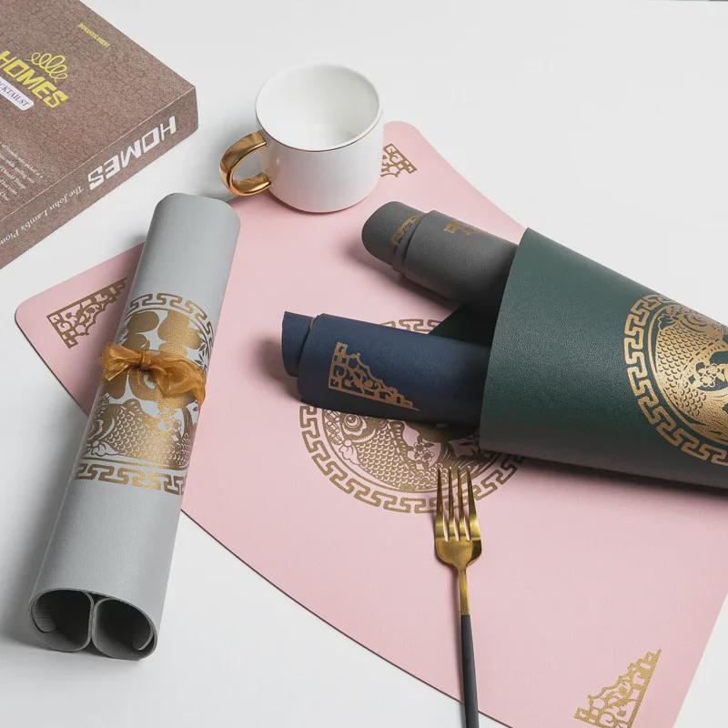 Веерообразные кожаные салфетки под приборы в скандинавском стиле — водонепроницаемые и изолированные салфетки под приборы для обеденного стола.