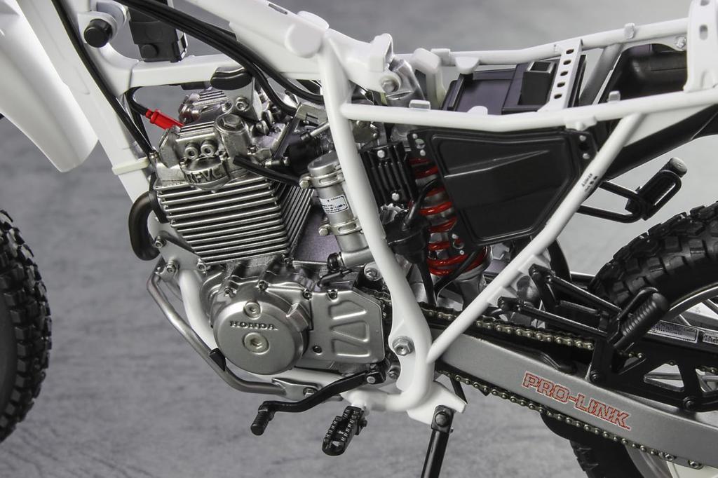 Hasegawa Honda XLR BAJA 1991 Пластиковая модель BK16 1/12 (МД22) (Мотоцикл)