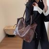 Niche Design Underarm Bag Women's Bag 2025 Winter New Casual Trend Tote Bag Large Capacity Shoulder Messenger Bag