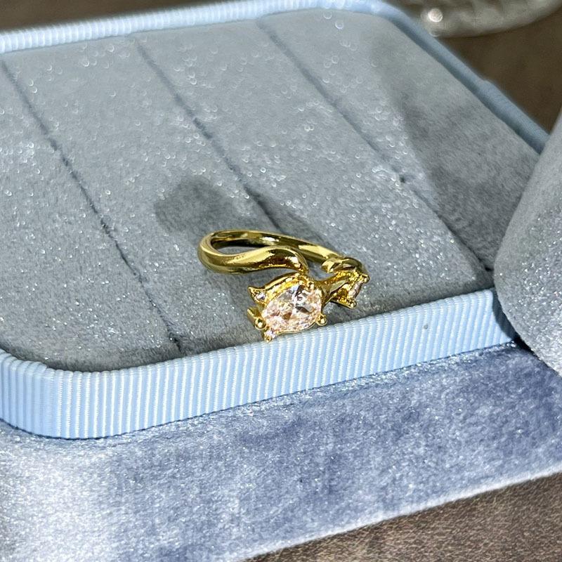 2026 Old Money Wind Exquisite Micro-inlaid Zircon Butterfly Flower Opening Ring Women's Light Luxury Geometric Stacking Wearing Versatile Niche Ring