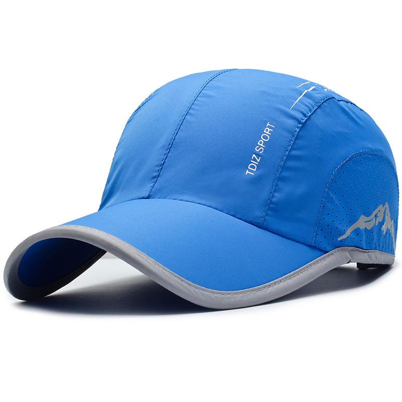 Кепка бейсболка с козырьком для головы