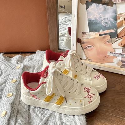 Guochao нишевые кроссовки McDonald's с красной контрастной расцветкой, женские универсальные кроссовки на платформе, белые повседневные кроссовки
