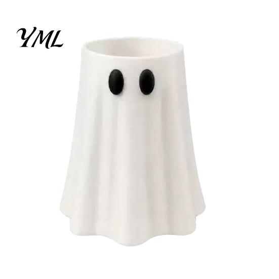 Festive Beverage Accessory Halloween Ghost Can Holder, Spooky Figurine Drink Reusable Flexible Slim Cover Cooler Sleeve, for Party Standard