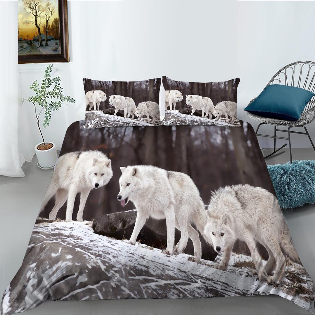 Wolf Themed Bedding Set with Animal Pattern Down Duvet and Pillowcase 2/3 Pieces of Microfiber Fabric Washable and Quick Drying Home Decoration