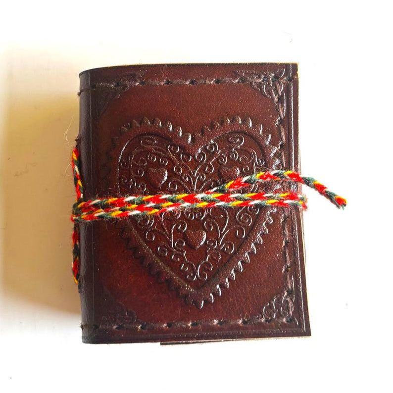 Самый маленький миниатюрный кожаный ежедневник ( Ассорти / Микс )