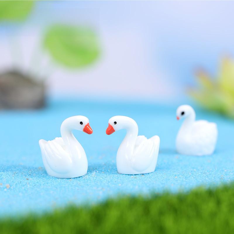Whimsical Feathered Resin Swan Decor For Creative Craft And Gift Ideas