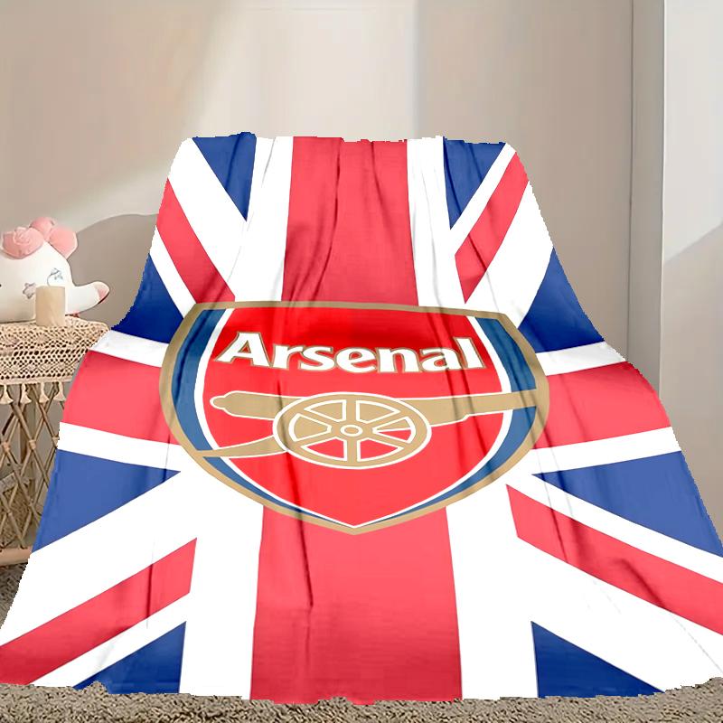 1pc Football Club Blanket, Cozy Valentine's Day Blanket, Multi-functional Nap Blanket Available Throughout the Four Seasons