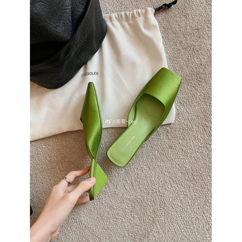 Туфли Квадратный Носок Светлый Вырез Шелковый Сатин Треугольный Каблук Крутые Шлепанцы Женские