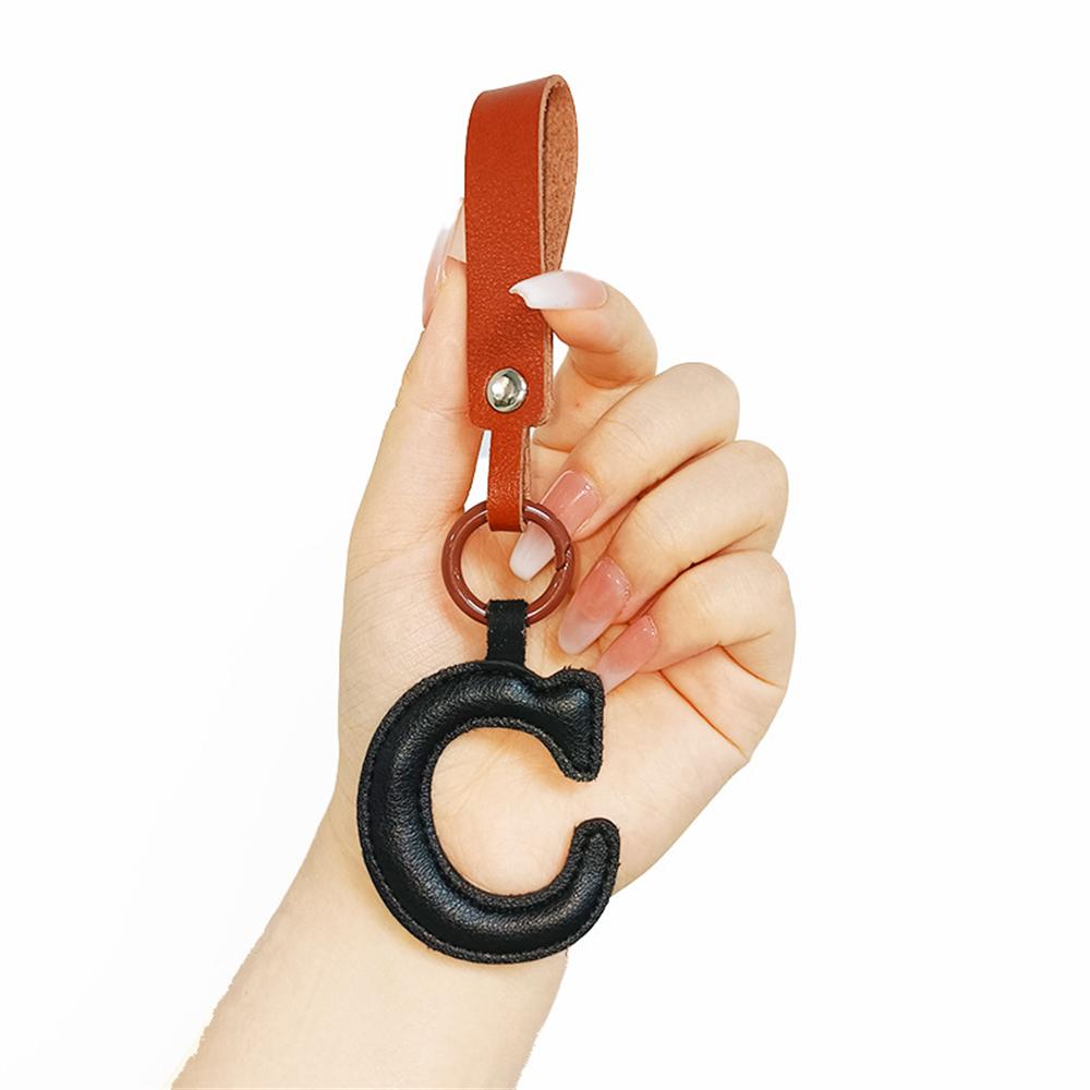 Creative PU Leather 26 Letter Keychains Fashion Alphabet Keyrings Handbag Ornaments Pendant Car Key Holder Accessories Gifts