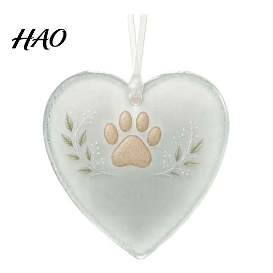Creative Home Garden Ornament Heart Shaped Acrylic Hanging Pendant for Car Rear View Mirror, Mirror Charm Translucent Christmas Tree And Keychain