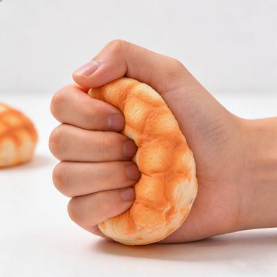 Реалистичная игрушка-пинапл-булочка для сжатия 10 см, медленно поднимающаяся, PU, фиджет для снятия стресса, милый брелок на тему еды, декор для стола, портативный гаджет для снятия напряжения