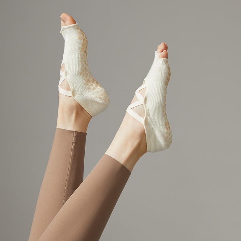 Дышащие носки для йоги с открытой спиной, нескользящие силиконовые спортивные носки для танцев с пятью пальцами, профессиональные однотонные хлопковые носки для пилатеса