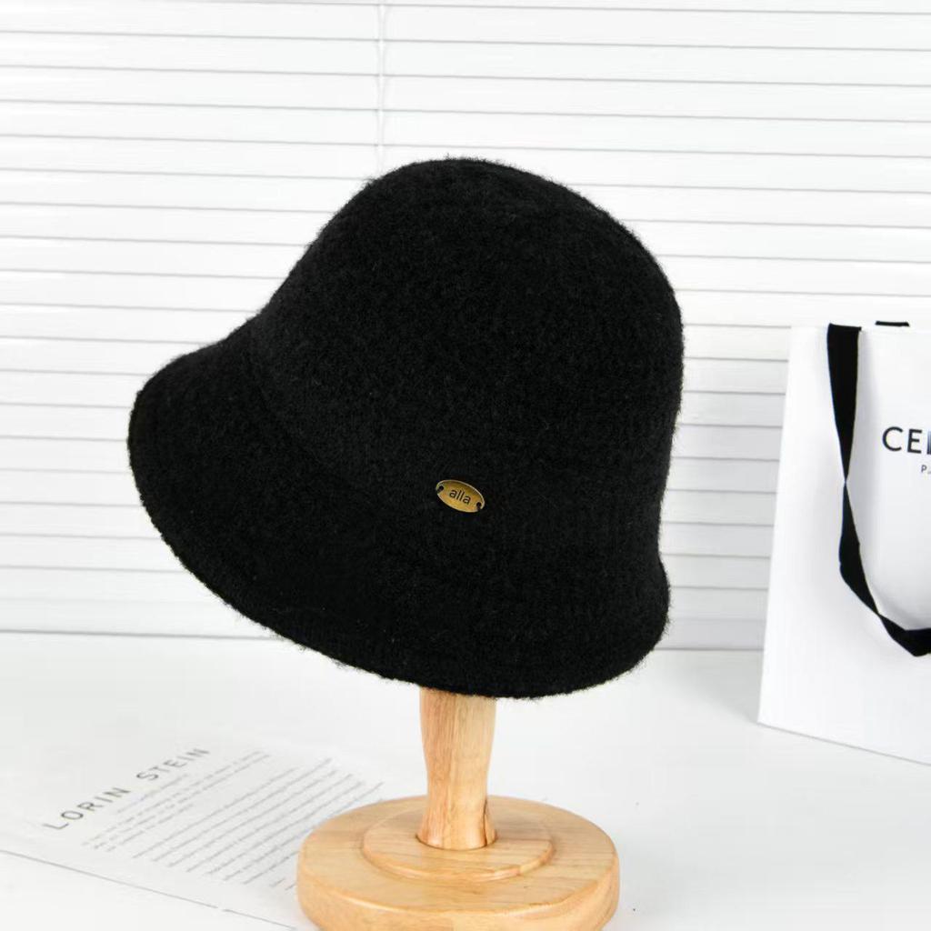 Minimalist Wool Fisherman Hat with Ear & Face Protection - Windproof, Warm, Solid Color for Autumn & Winter