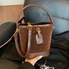 This Year's Popular Small Bag Women's Autumn and Winter 2025 New Retro Shoulder Messenger Bag Casual Portable Bucket Bag
