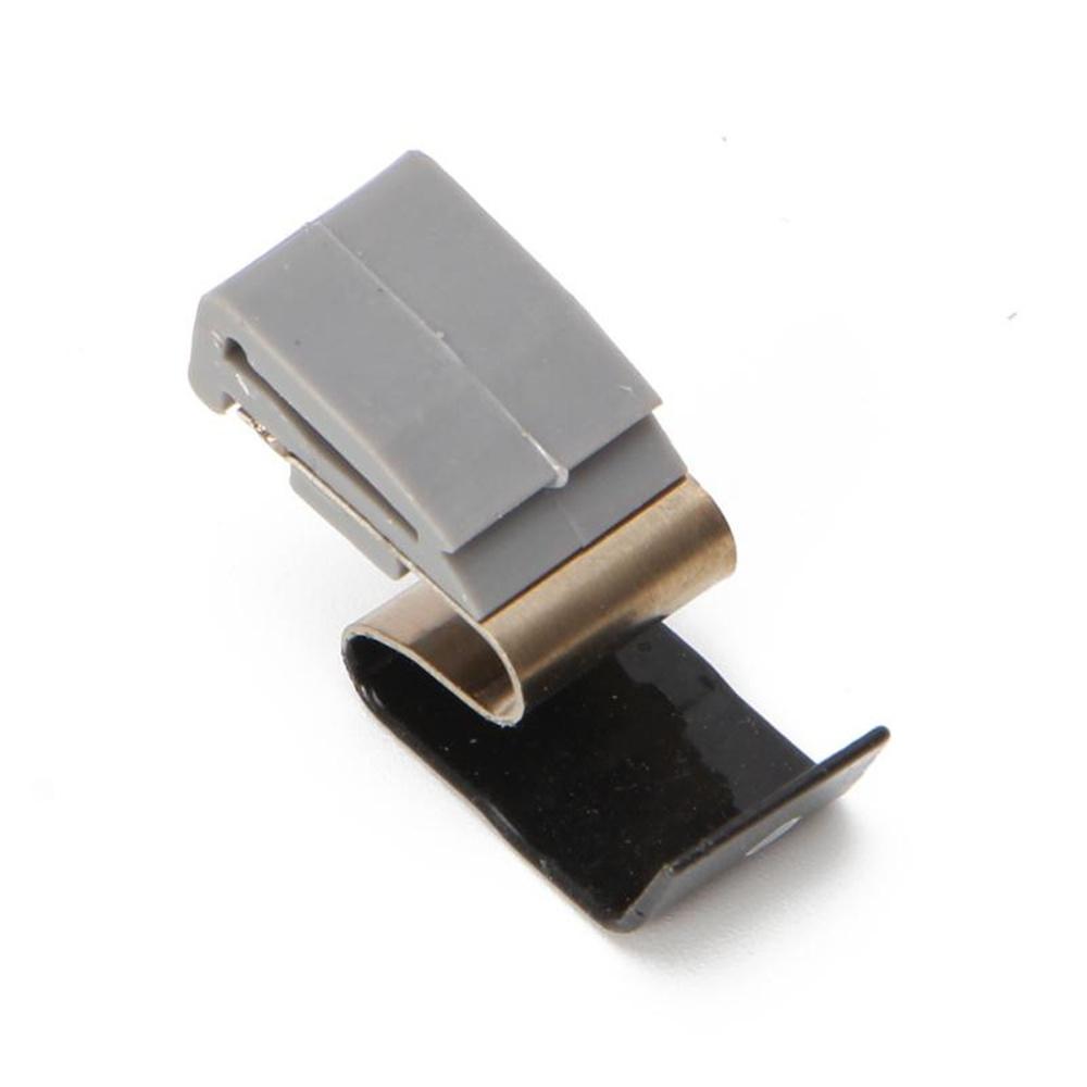 Mr970563 Пружинный зажим крышки лючка бензобака для Mitsubishi Outlander Lancer Pajero