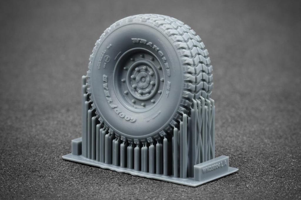 Набор из 5 пластиковых моделей колес HMMWV MT Scale-X 1/35 Набор, тип с 12 болтами SCXWM35004, (для моделей ICM/Academy), Запчасти, (Военная техника)