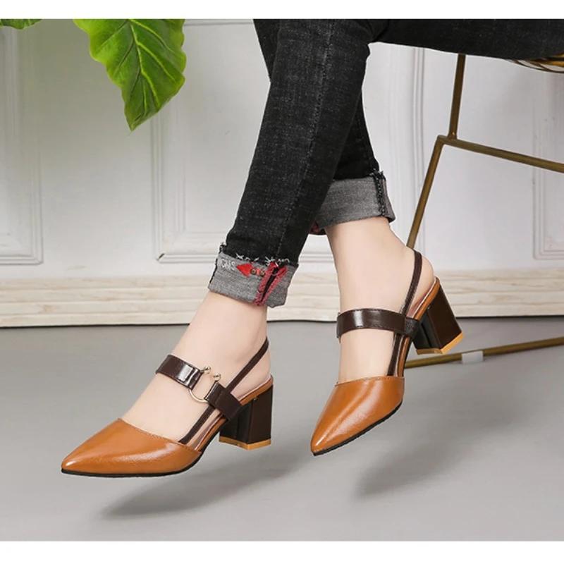 Модная женская обувь Женские сандалии Лето 2024 Новые острые толстые сандалии Большие размеры Женская мода на высоком каблуке Женские сандалии