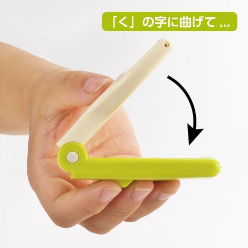 Овощечистка Akebono Sangyo, Зеленая, Сделано в Японии. Этот удобный пилер с зажимом и движением безопасно очищает круглые овощи.. Он имеет два режима: "Длинный овощ М"