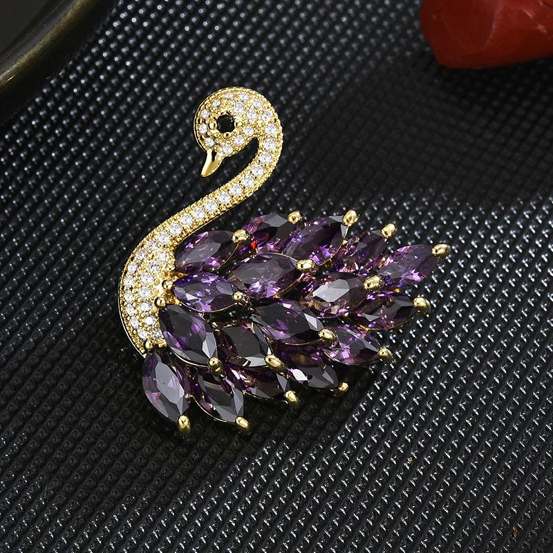 Luxury Atmosphere Cute Swan Brooch Temperament Women'S Animal Corsage Coat Suit Accessories