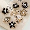 Elegant Simple Black Camellia Brooch Metal Mourning Corsage Pin Women'S High-End Clothing Suit Scarf Accessories Brooch