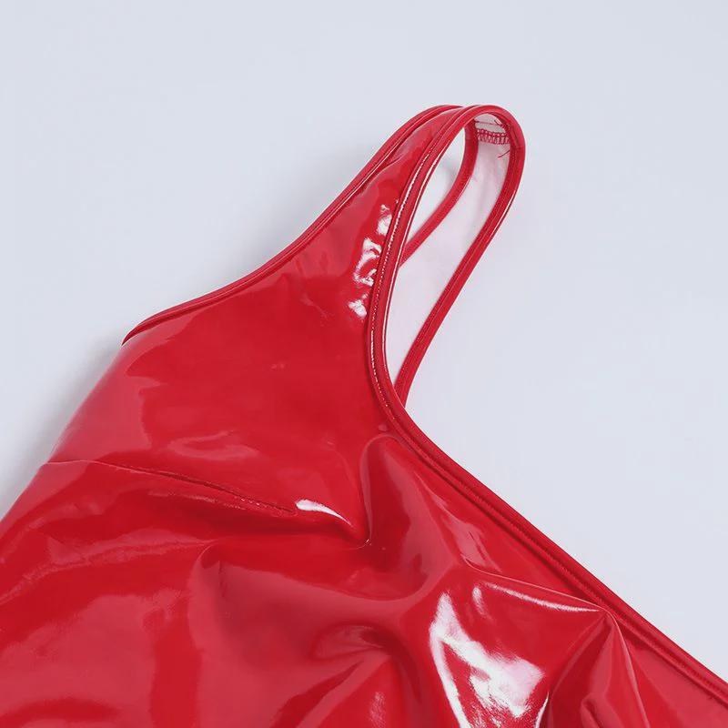 Сексуальное платье из искусственной кожи на одно плечо в европейском и американском стиле 2024 года - женская мода для рождественских ночных клубов