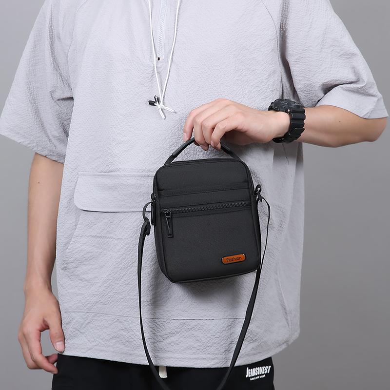 Men's Fashion Crossbody Bag - Lightweight Small Shoulder Messenger Purse (Stylish & Elegant Casual Handbag for Daily Use)