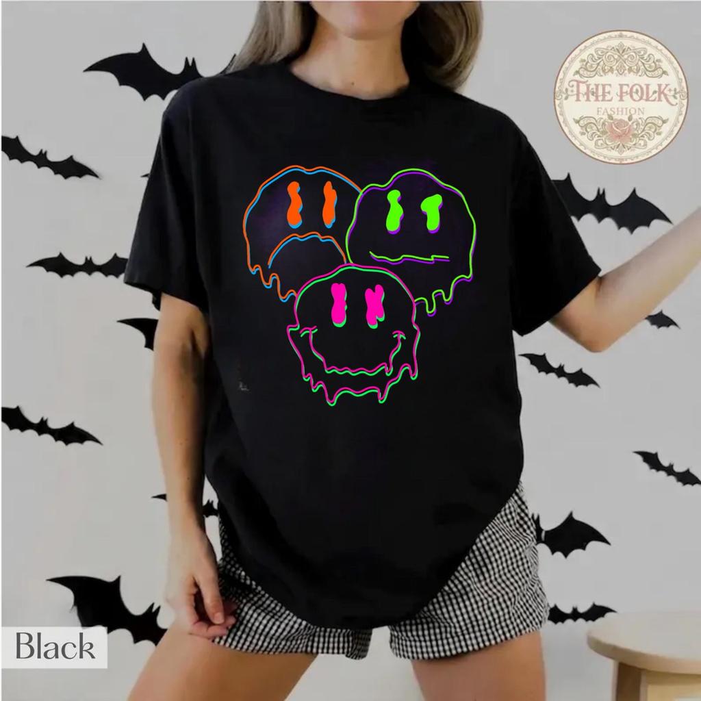 Melting Smiley Face Shirt, Trippy Dripping Smiley Tee, Neon Pastel Goth T-shirt, Edgy Y2K Grunge, Funny Halloween Shirt, Smiley Face Tee