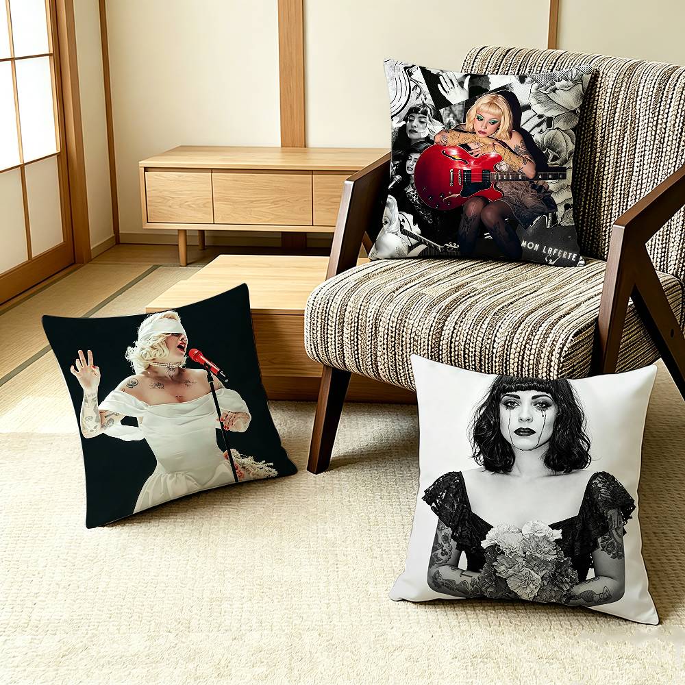 COOL FEMME FATALE MMon LLaferte Pillow Case Pattern Printed Pillowcase For Living Room Sofa Cushion Cover