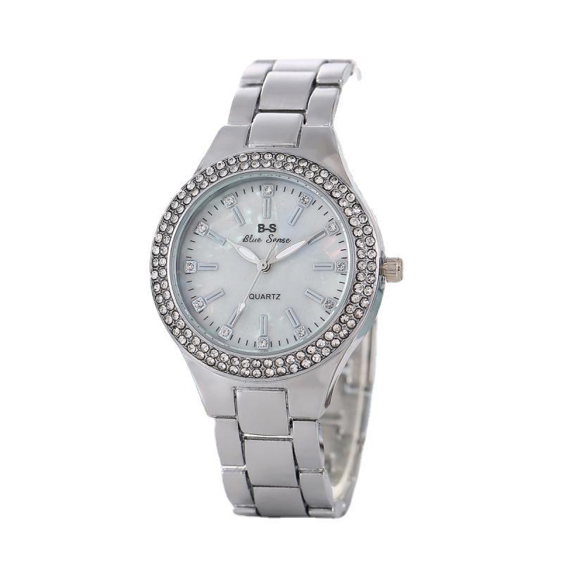 Женские кварцевые часы с бриллиантами — точный механизм, элегантный дизайн