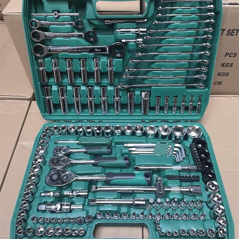 Немецкий многофункциональный набор торцевых головок и трещоток для ремонта автомобилей, 121 предмет