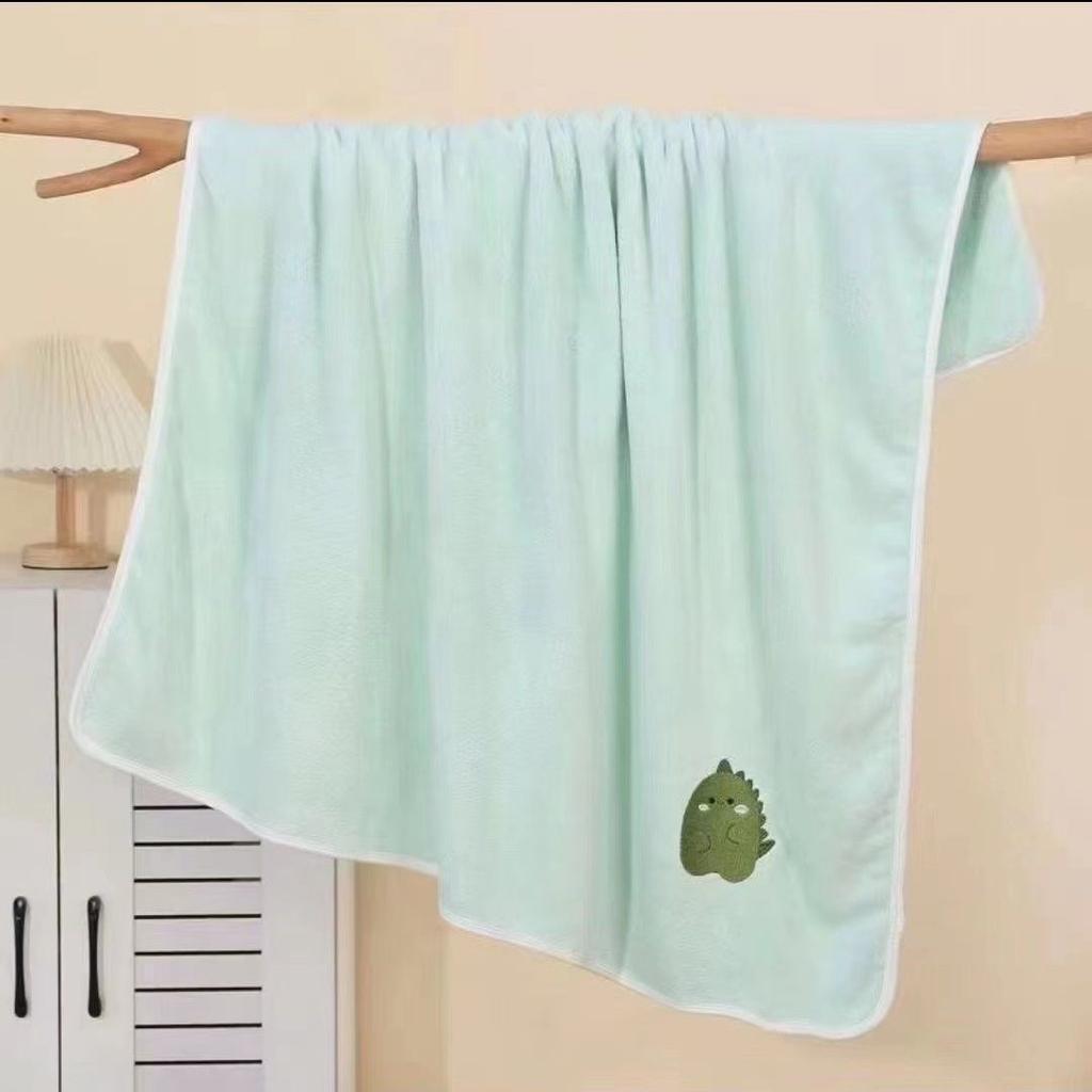 Square Baby Bath Towel Thin Design for Summer Children Aged 0 To 1 Newborn Bath Towel Soft