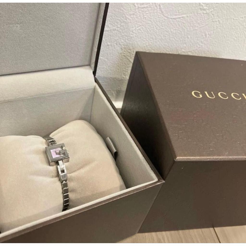 Б/у GUCCI Gucci женские часы розовый циферблат квадратный серебристый