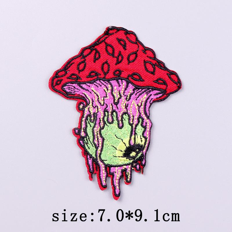 Mushroom Patch Iron On Patches For Clothing Thermoadhesive Patches On Clothes Natural Cartoon Embroidery Patch For Clothes Badge