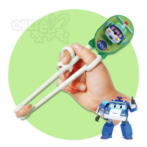 Робокар Поли тренируется палочками для еды, уровень 1, Рой + Хели, правая рука