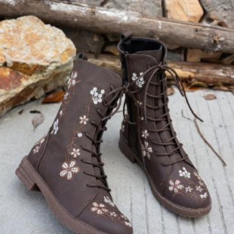 Ботинки мартинс зима новые круглый носок толстый каблук шнуровка вышитые женские ботинки большой размер женская обувь