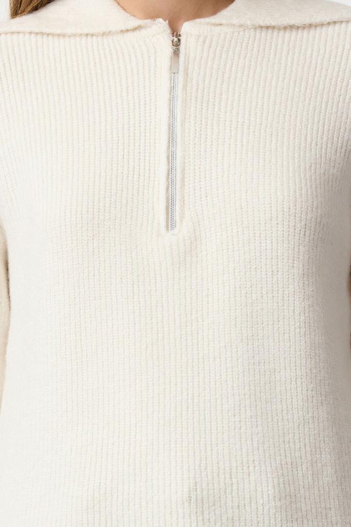 Women's Fashionable Stylish Sweater Red Wool Wide Fit Turn-down Collar Zippered Knitwear Sweater