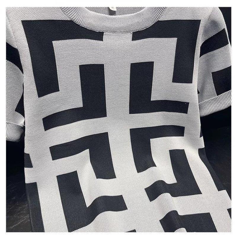Spring and Autumn Geometric Pattern Base Shirt for Men, Slim Fit Casual Short Sleeve Knit Top
