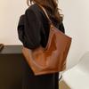 Retro Large-capacity Bag Women's 2025 New Fashion Texture Shoulder Messenger Bag Simple Commute To Work Tote Bag