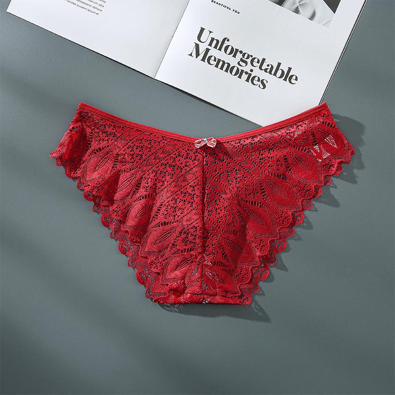 Plus Size Women's Back Hollow Lace Panties Sexy Breathable Briefs Shaped Like Peacock Feather Underwear