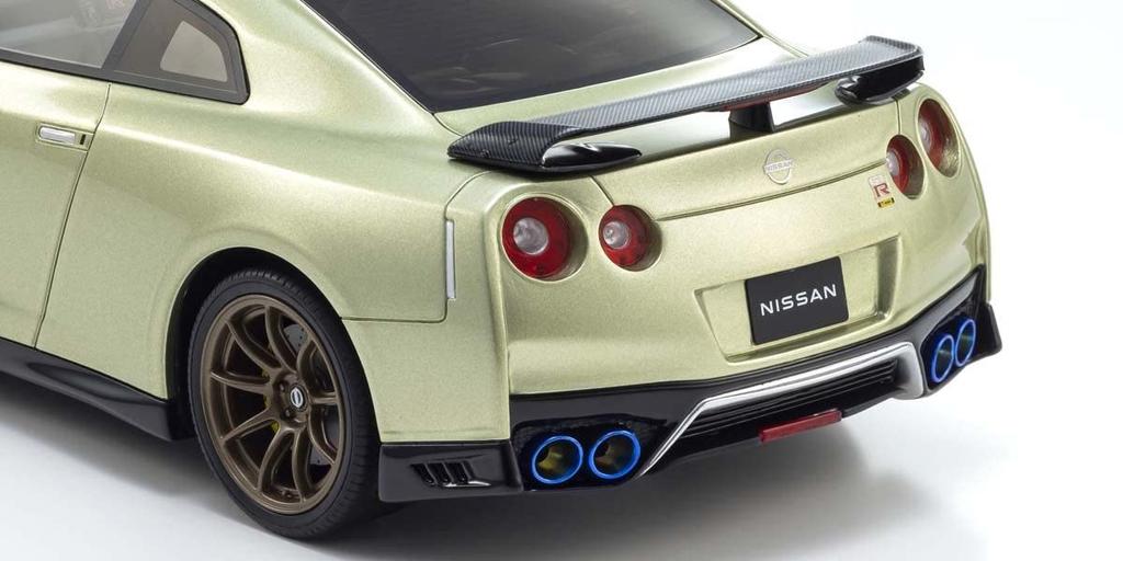 samurai scale Nissan Premium Edition Millennium Jade 1/18 GT-R T-Spec (finished product)
